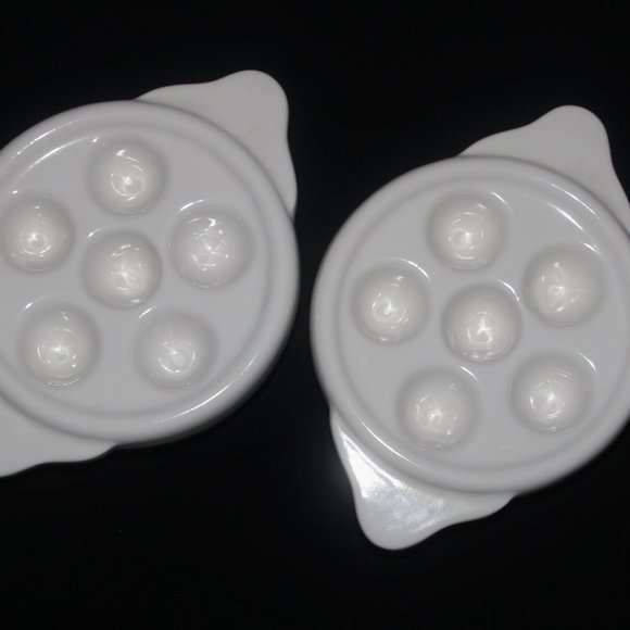 Pair of White Snail Plates | Vintage Escargot Plates - Picture 8 of 9